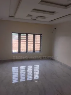 5bdrm Duplex in Zone 6 / Wuse for sale