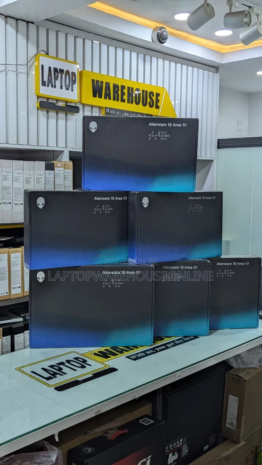 New Laptop Alienware Area-51m 64GB Nvidia SSD 2T