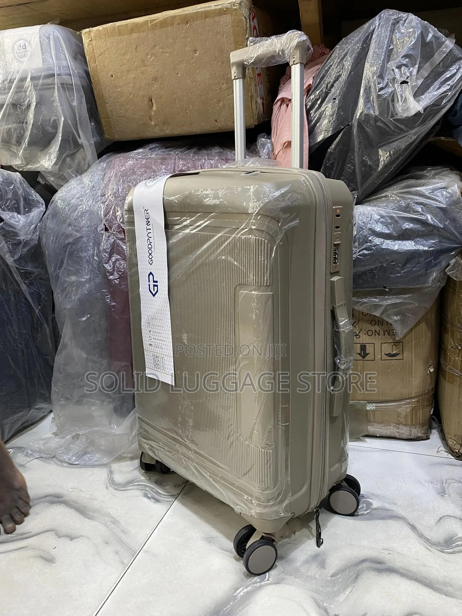 Good Partner Rubber Luggage Box