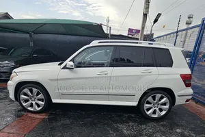 Mercedes-Benz GLK-Class 350 4MATIC 2010 Pearl