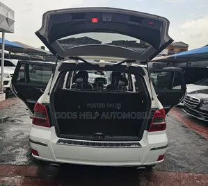 Mercedes-Benz GLK-Class 350 4MATIC 2010 Pearl