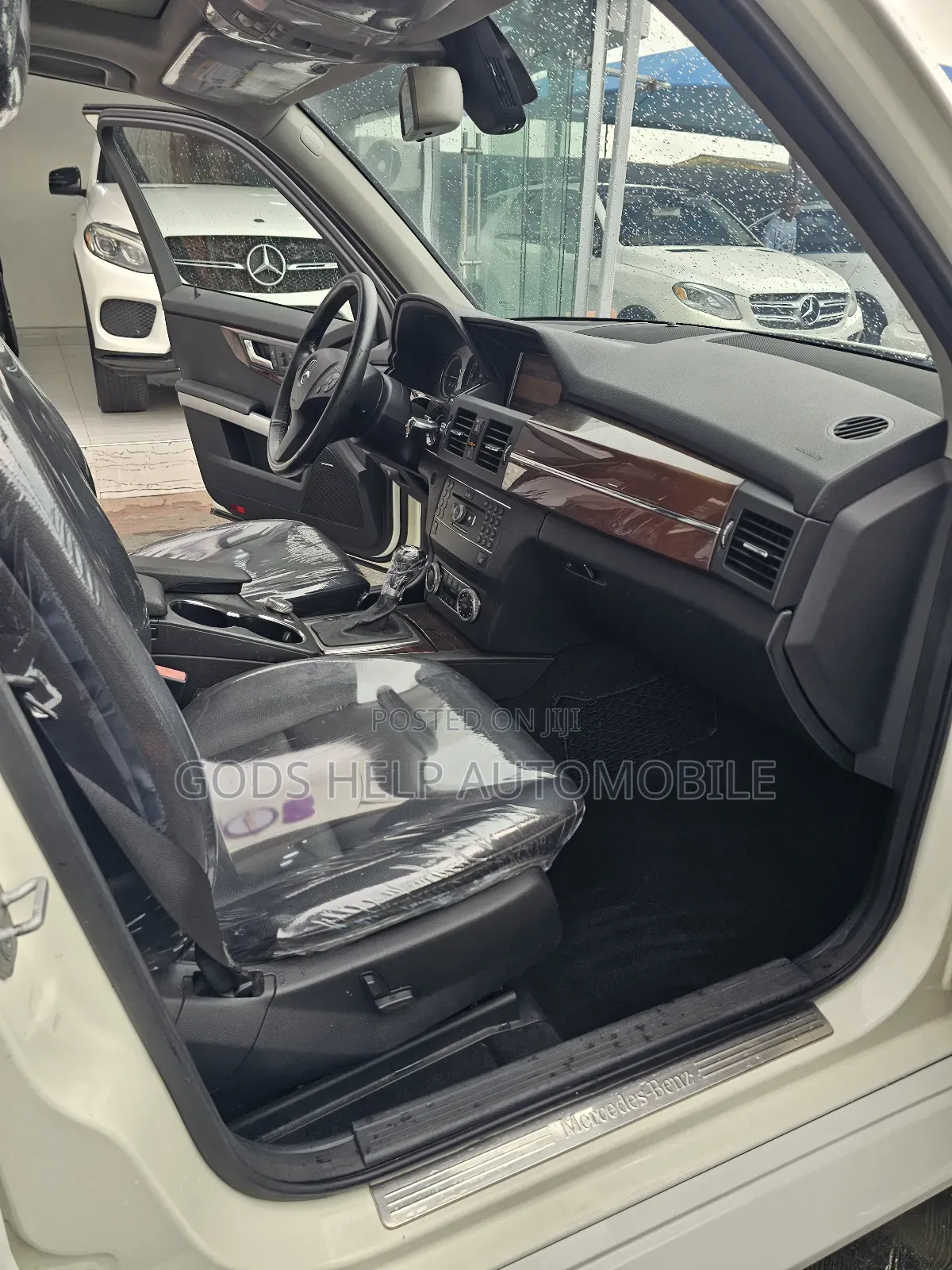 Mercedes-Benz GLK-Class 350 4MATIC 2010 Pearl