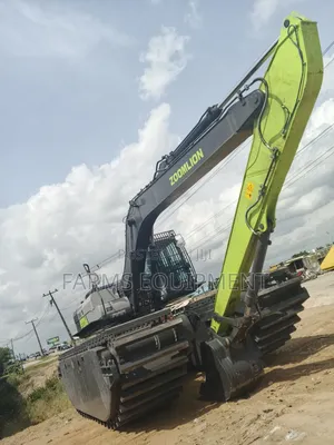 Swamp Buggy (Amphibian Excavator)