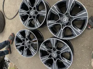 17rim Six Holes