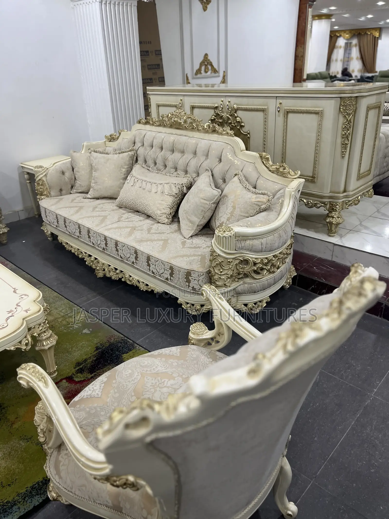 Best Seller Royal Sofa Set