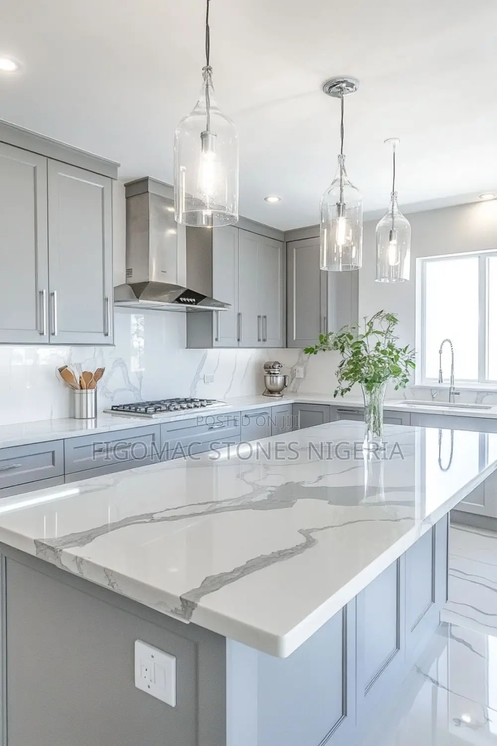White Wave in Marble Quartz