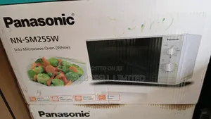 20 Liters Panasonic Microwave Oven.