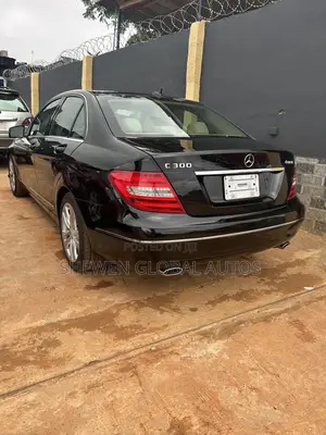 Mercedes-Benz C300 Luxury 4Matic Sedan AWD (3.5L 6cyl 7A) 2014 Black