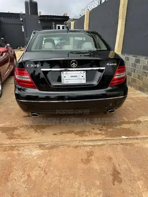 Mercedes-Benz C300 Luxury 4Matic Sedan AWD (3.5L 6cyl 7A) 2014 Black