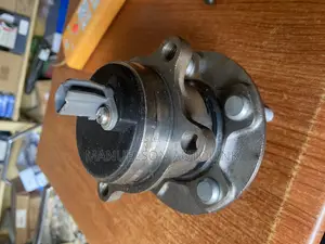 Front Hub Ford Edge,Escape,Cherokee,Chrysler 300, Focus,F150