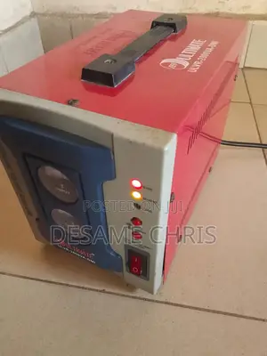 Ultimate Stabiliser 2000va