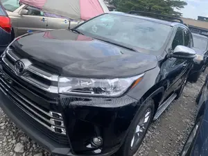 Toyota Highlander Limited Platinum V6 4x4 (3.5L 6cyl 6A) 2016 Black