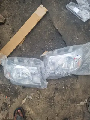 Headlamp Toyota Tacoma 2005 Available Dm