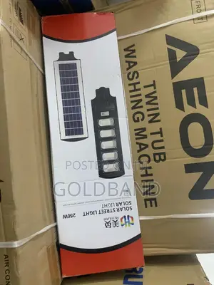 Heavy-Duty Solar Street Light for Long-Lasting Brightness