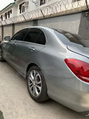 Mercedes-Benz C300 Sport 4dr AWD 4Matic Sedan (2.0L 4cyl 7A) 2015 Gray