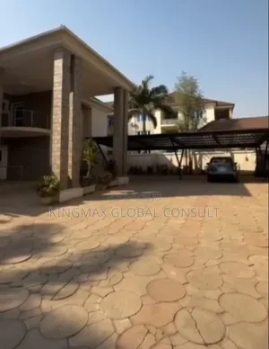 6bdrm Mansion in Apo District for sale