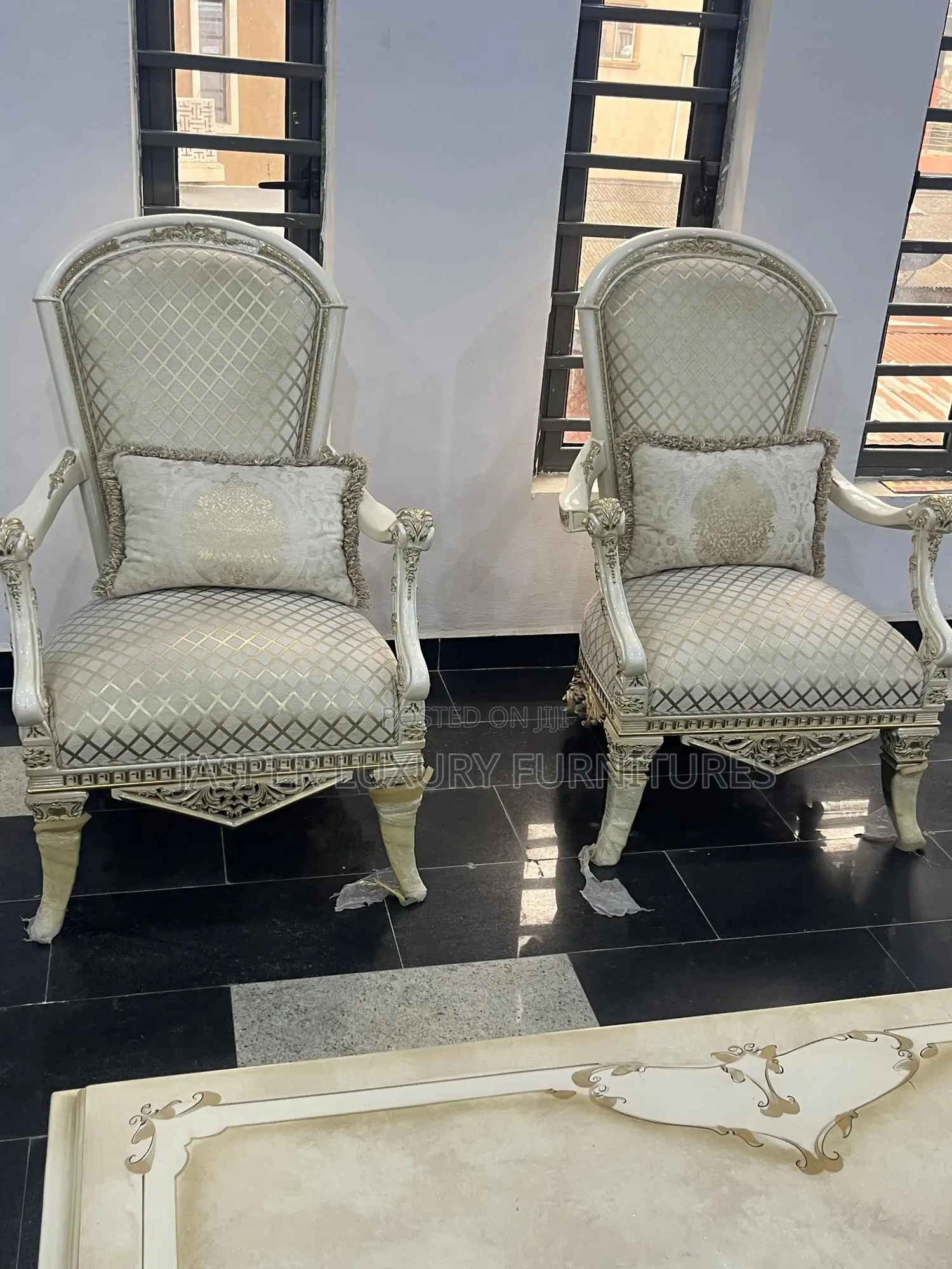 Royal Sofa Set