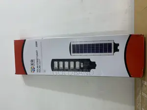 Powerful 250w Solar Street Light for Warehouses and Yards
