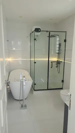 Brand 5 Bedroom Detached Duplex With Excellent Facilities