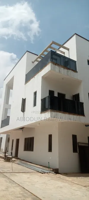 Photo - 5bdrm Duplex in Mabush District, Mabushi for sale