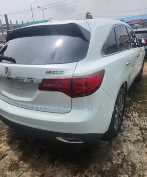 Acura MDX SH-AWD w/Technology Package 4dr SUV AWD (3.5L 6cyl 6A) 2015