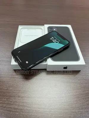 New Apple iPhone 11 64 GB Black