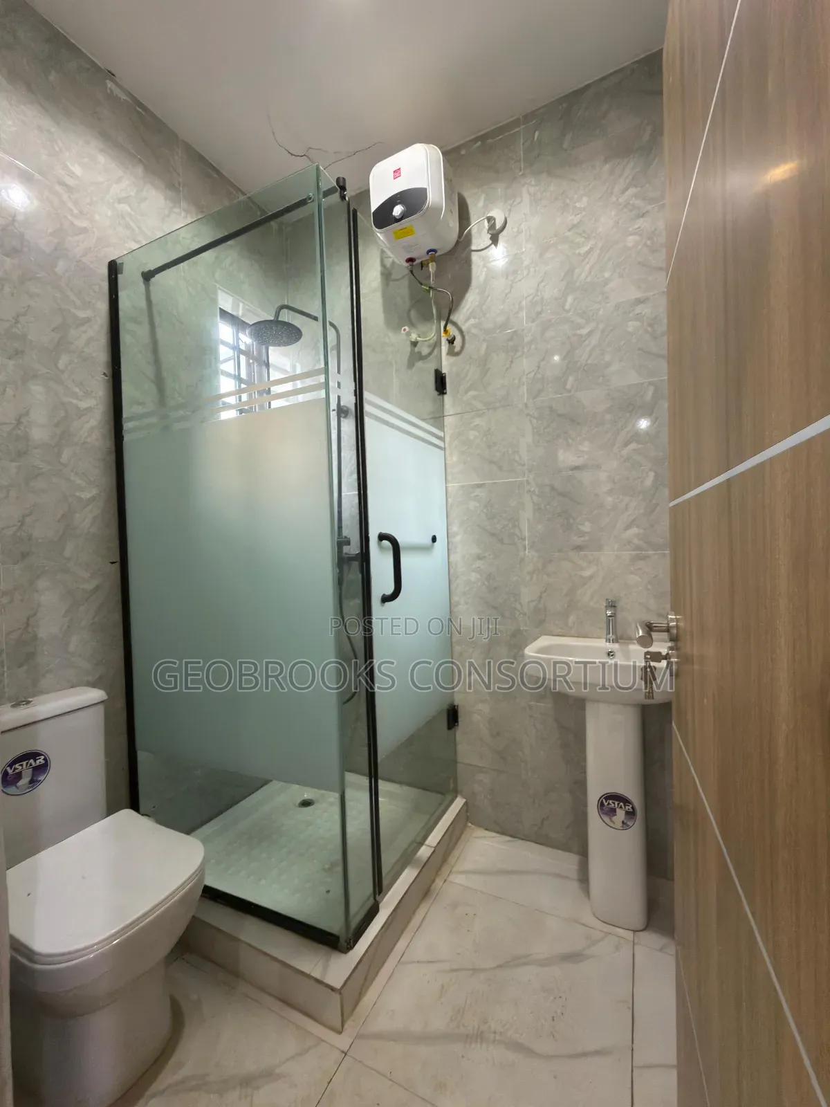 4bdrm Duplex in Carlton Gate Estate, for sale