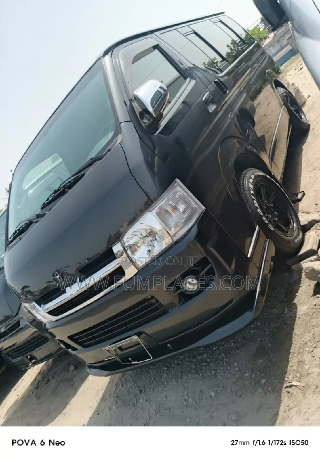 Toyota HiAce 2012 Black