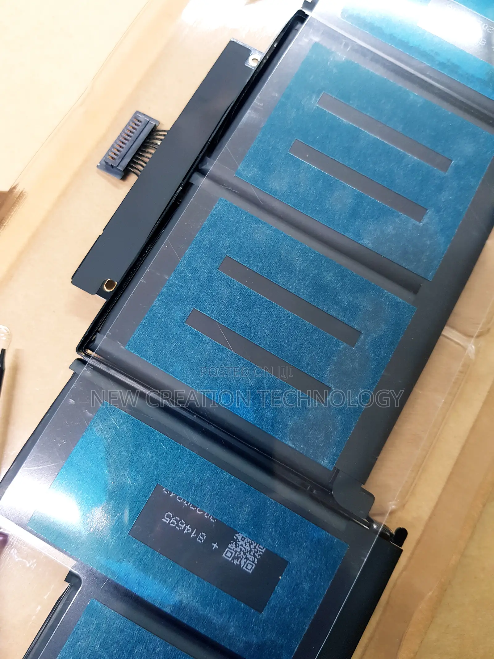 Apple Macbook Laptop Battery (Not Copy)