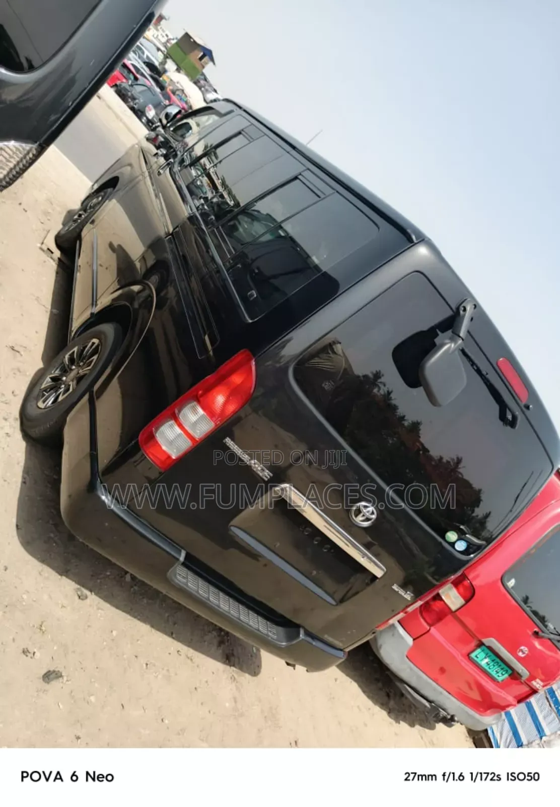 Toyota HiAce 2012 Black