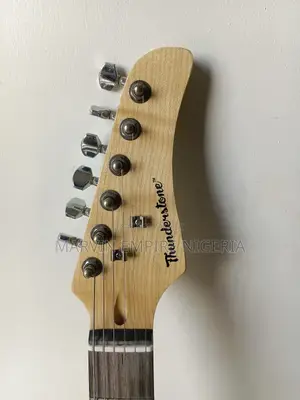 Stratocaster Electric Lead Guitar Plus Free Bag Strap_ Thu