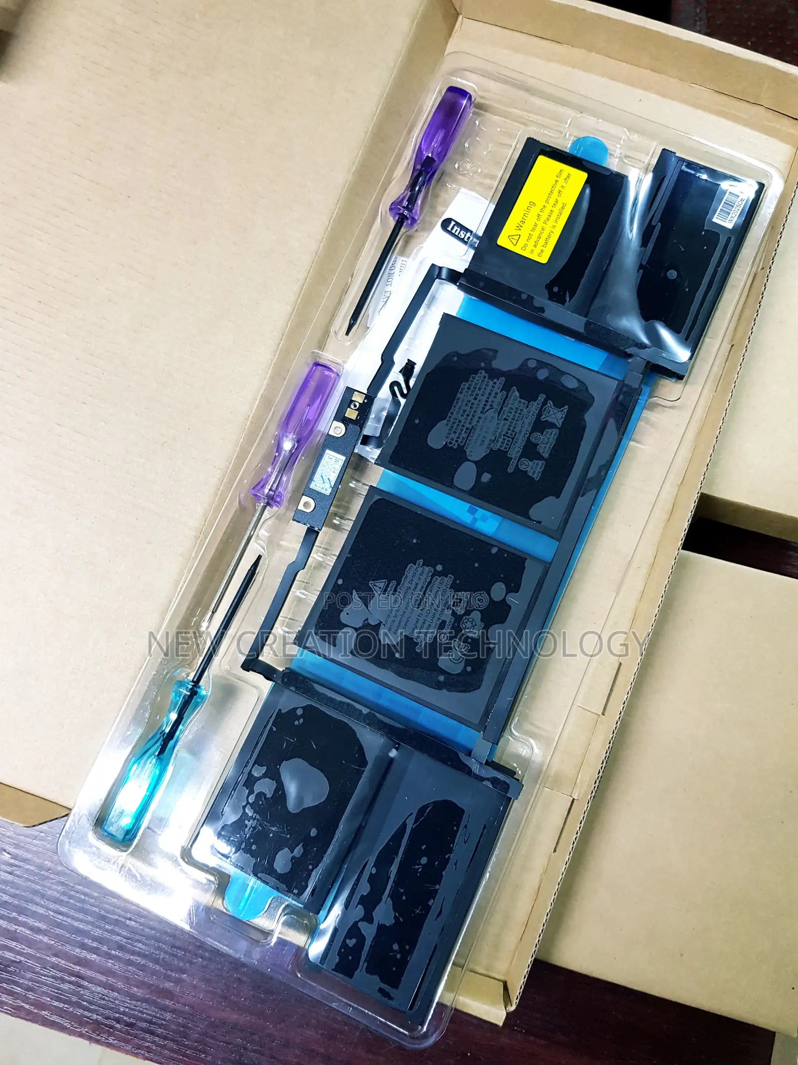 Original A1820 Apple Macbook Laptop Battery