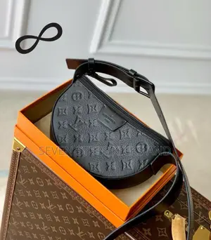 High Quality Louis Vuitton Luxury Moon Crossbody Bag