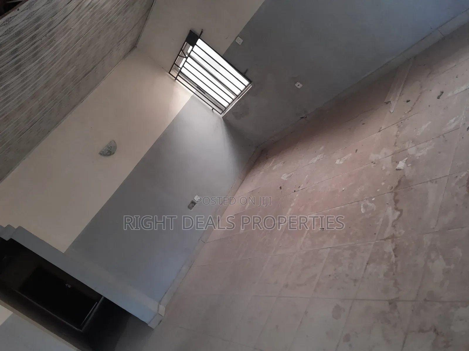 6bdrm Bungalow in Dawaki for sale