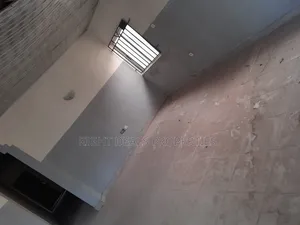 6bdrm Bungalow in Dawaki for sale