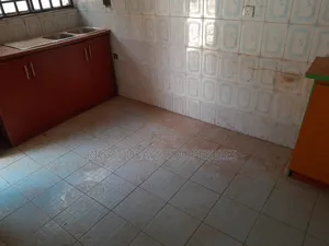 6bdrm Bungalow in Dawaki for sale