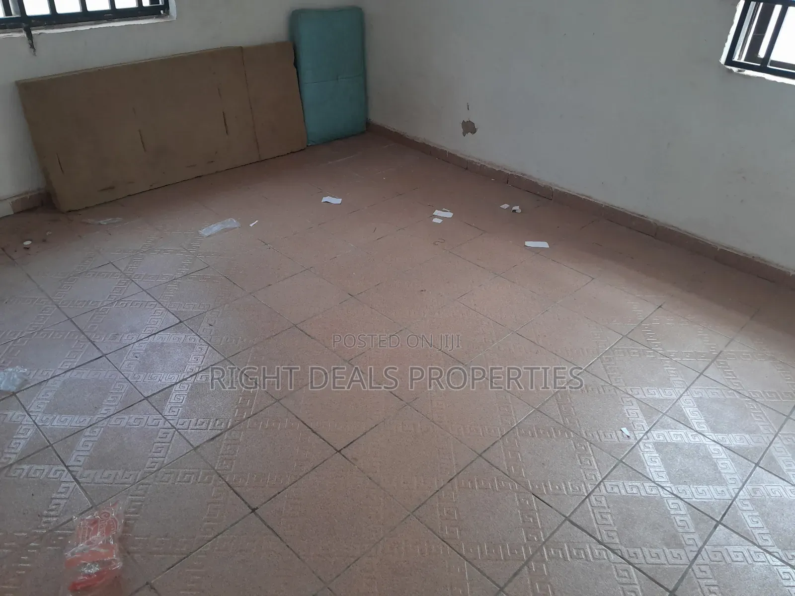 6bdrm Bungalow in Dawaki for sale