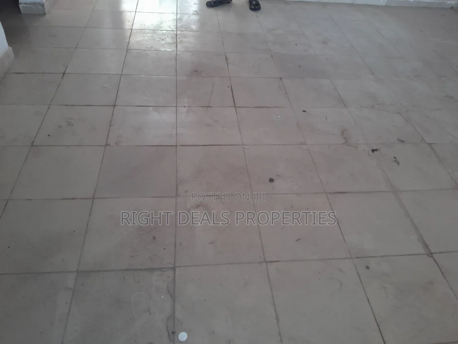 6bdrm Bungalow in Dawaki for sale