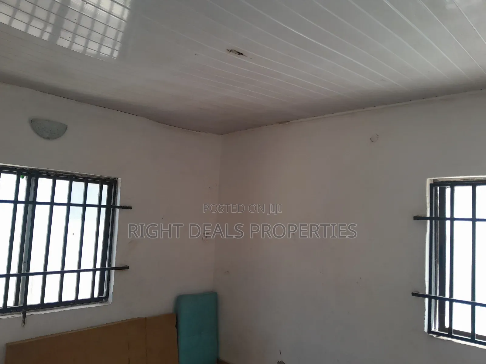 6bdrm Bungalow in Dawaki for sale