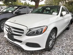 Mercedes-Benz C300 Luxury 4Matic Sedan AWD (2.0L 4cyl 7A) 2016 White