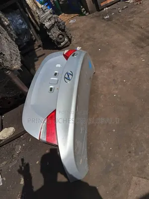 Hyundai Elentra 2013 Complete Boot