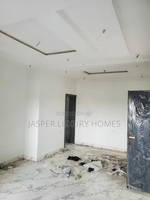 2bdrm Apartment in Surulere for rent