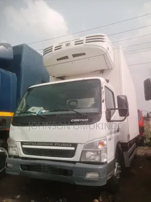 Mitsubishi Canter Cooling Van