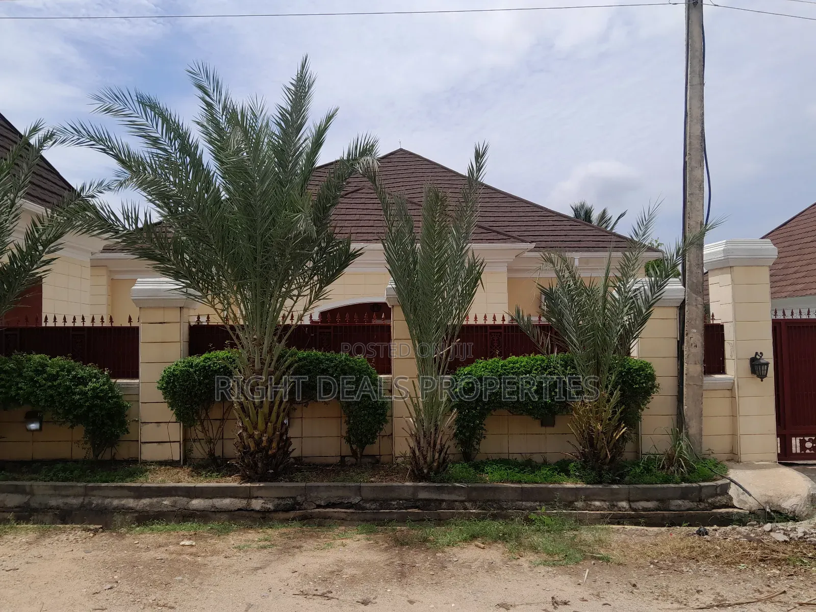 3bdrm Bungalow in Gwarinpa for sale