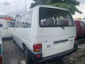 Volkswagen Transporter 2005 White