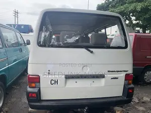 Volkswagen Transporter 2005 White
