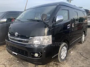 Toyota HiAce 2013 Black