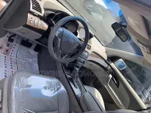Acura MDX SUV 4dr AWD (3.7L 6cyl 6A) 2012 Silver