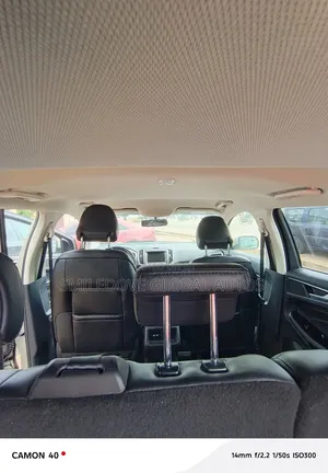 Ford Edge Titanium FWD 2018 Gold