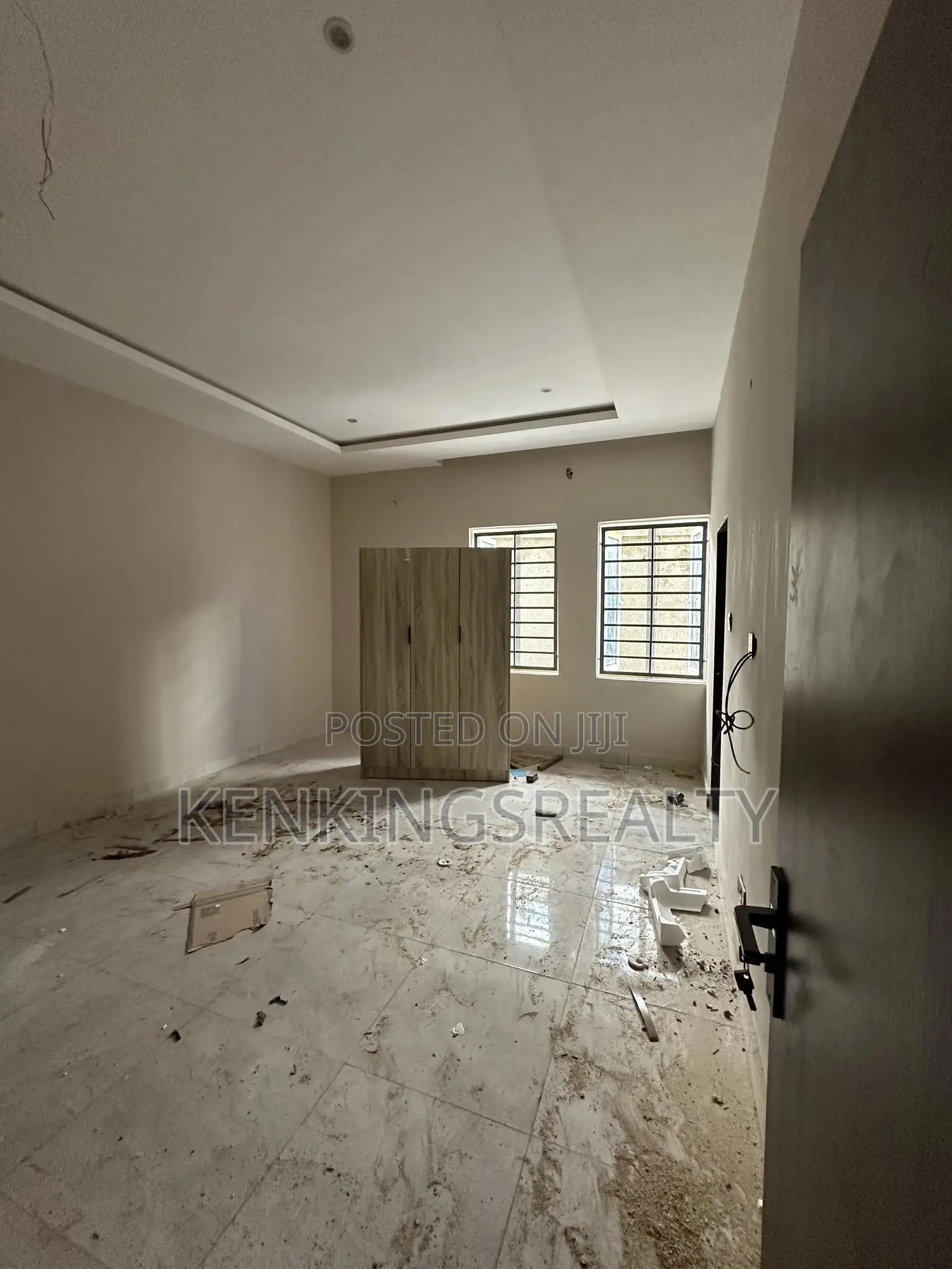 4bdrm Block of Flats in Apo Resettlement for rent